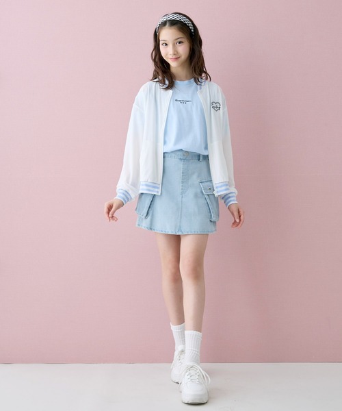 Amourire girl(アムリールガール)の「配色ライン ジップアップ ブルゾン パーカー 3色展開(UV対策/紫外線対策)(パーカー・キッズ・ライトパープル/ホワイト/ブラック・150cm/140cm/130cm/160cm)」の19枚目の写真