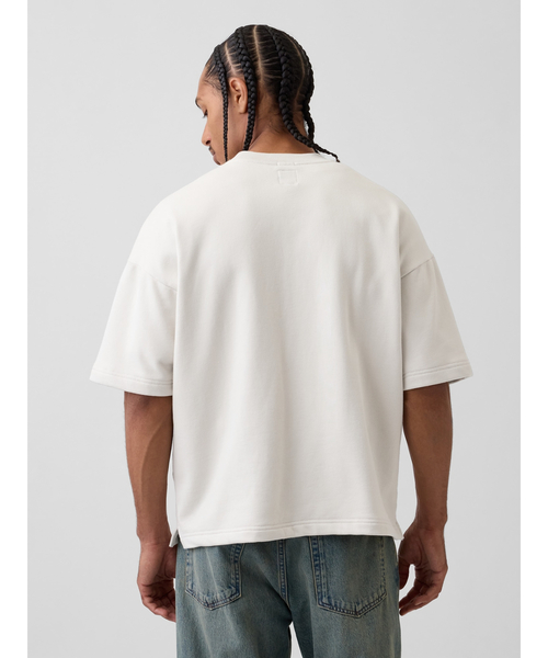 GAP(ギャップ)の「ヘビーウェイト フレンチテリー オーバーサイズ スウェットシャツ(スウェット・メンズ・アイボリー/ブラック/グリーン/ネイビー・XS/S/M/L/XL)」の11枚目の写真