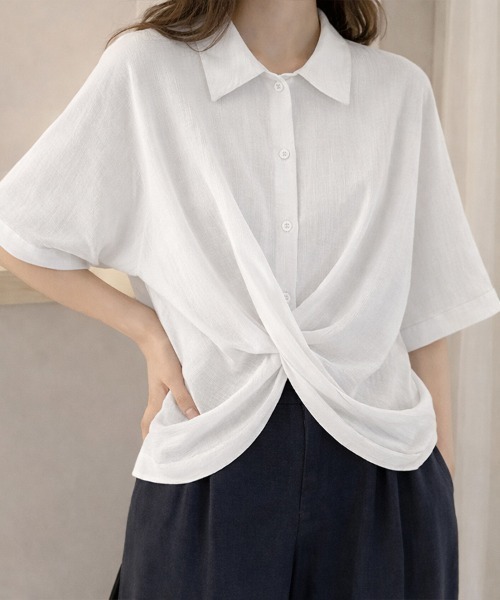 SallyLunn（サリーラン）の「クロスツイストブラウス（シャツ/ブラウス・レディース・ホワイト/ブラック・MEDIUM/LARGE）」の3枚目の写真