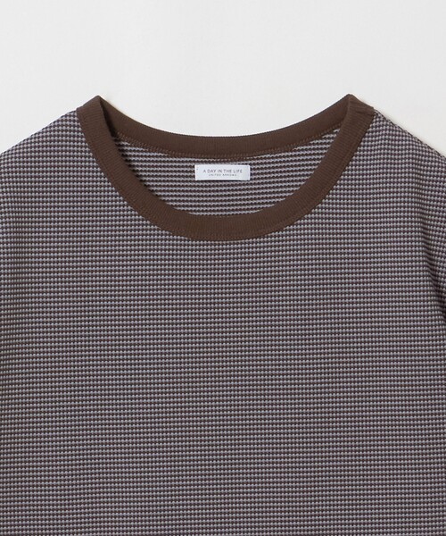 A DAY IN THE LIFE UNITED ARROWS(アデイインザライフユナイテッドアローズ)の「ワッフルボーダー タックスリーブTシャツ <A DAY IN THE LIFE>(Tシャツ/カットソー・レディース・ライトブルー/ケリーグリーン/ネイビー/ダークグレー/ダークブラウン/オレンジ・FREE)」の16枚目の写真