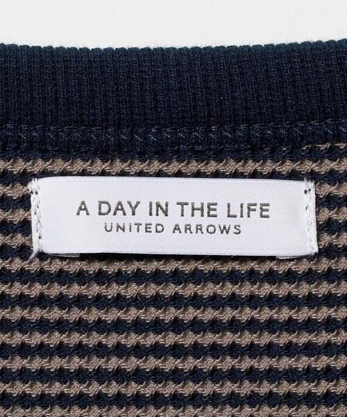 A DAY IN THE LIFE UNITED ARROWS(アデイインザライフユナイテッドアローズ)の「ワッフルボーダー タックスリーブTシャツ <A DAY IN THE LIFE>(Tシャツ/カットソー・レディース・ライトブルー/ケリーグリーン/ネイビー/ダークグレー/ダークブラウン/オレンジ・FREE)」の21枚目の写真