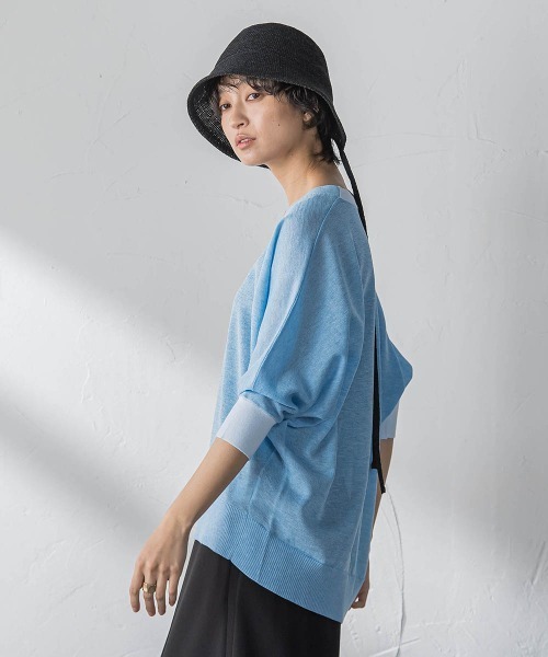 MAYSON GREY(メイソングレイ)の「LEVITA配色Vネックドルマンニットプルオーバー(ニット/セーター・レディース・オフホワイト/ブラウン・M)」の18枚目の写真