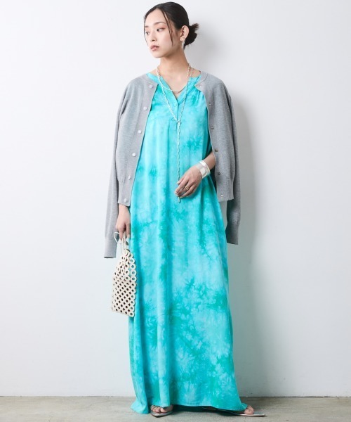 CHIC STYLE(シックスタイル)の「スキッパームラ染ロングワンピース<大きいサイズ有>シックスタイル(ワンピース・レディース・ターコイズブルー系/ベージュ系・M/L/LL/3L/4L/5L)」の7枚目の写真