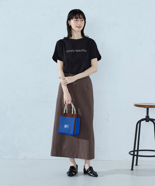 COMME CA ISM(コムサイズム)の「ロゴ Tシャツ(Tシャツ/カットソー・レディース・ブラック/杢グレー/チャコール/ホワイト・SMALL/MEDIUM/LARGE)」の20枚目の写真