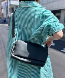 【ALTROSE】アルトローズ 2way フラップ ボディバッグ ショルダー バッグ 長方形 810097