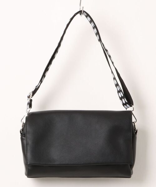 ALTROSE（アルトローズ）の「【ALTROSE】アルトローズ 2way フラップ ボディバッグ ショルダー バッグ 長方形 810097（ショルダーバッグ・レディース・ブラック/ドット/ゼブラ・FREE）」の9枚目の写真