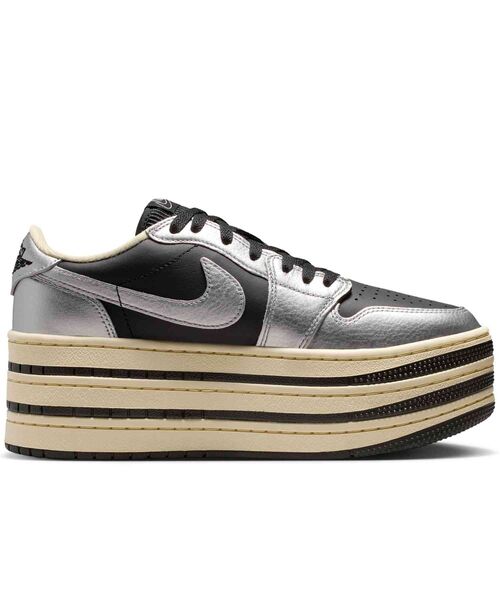 JORDAN BRAND(ジョーダンブランド)の「エア ジョーダン 1 トリプル スタック ウィメンズシューズ / Air Jordan 1 Triple Stack Women's Shoes HV8288-001 Metallic Silver(スニーカー・レディース・シルバー・24/24.5/25/25.5/26/22/22.5/23/23.5)」の5枚目の写真