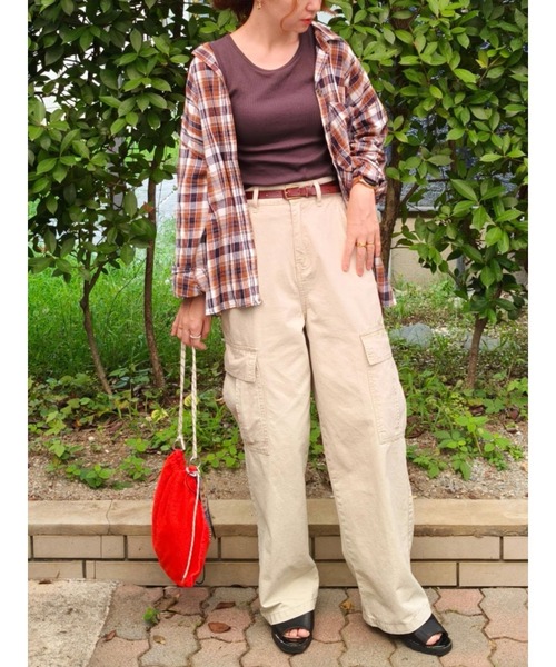 Human 2nd Occasion(ヒューマンセカンドオケージョン)の「大人のハイウエスト ストレート カーゴパンツ(カーゴパンツ・レディース・ブラウン/ナチュラル・M)」の10枚目の写真