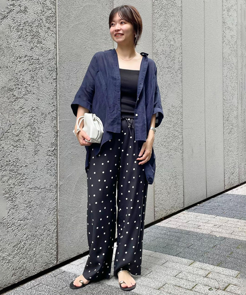 SLOBE IENA(スローブイエナ)の「《シリーズあり/追加2》フィブリルリラックスパンツ(その他パンツ・レディース・ブラック系その他/ブラック/ベージュ・38/40)」の7枚目の写真