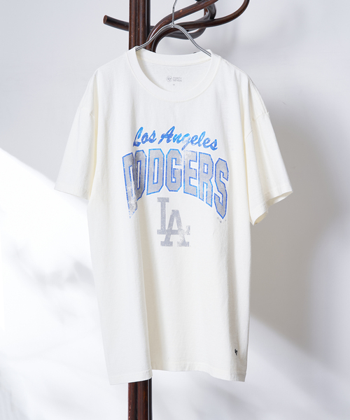 '47(フォーティーセブン)の「’47 / フォーティーセブン 別注 Team Logo Tee(Tシャツ/カットソー・メンズ・ブラウン/ネイビー/ホワイト・MEDIUM/LARGE)」の2枚目の写真