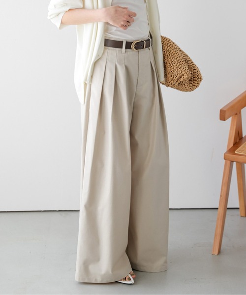 AMELY(エミリー)の「3タックワイドパンツ(その他パンツ・レディース・アイボリー/ブラック/ベージュ/グレー・L/M)」の7枚目の写真