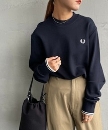 [FRED PERRY/フレッドペリー] ワンポイントロゴ刺繍 クルーネックスウェット M7535