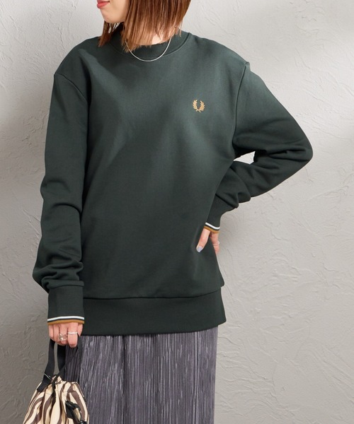 FRED PERRY（フレッドペリー）の「【WEB先行予約】[FRED PERRY/フレッドペリー] ワンポイントロゴ刺繍 クルーネックスウェット M7535（スウェット・レディース・ブラック系/ネイビー系/ライトグリーン/ブラック/ネイビー/ダークグリーン/キャメル/オレンジ/オフホワイト/バーガンディー/チャコール・S/M/L/XL）」の22枚目の写真