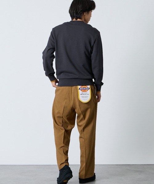 FRED PERRY（フレッドペリー）の「【WEB先行予約】[FRED PERRY/フレッドペリー] ワンポイントロゴ刺繍 クルーネックスウェット M7535（スウェット・レディース・ブラック系/ネイビー系/ライトグリーン/ブラック/ネイビー/ダークグリーン/キャメル/オレンジ/オフホワイト/バーガンディー/チャコール・S/M/L/XL）」の18枚目の写真