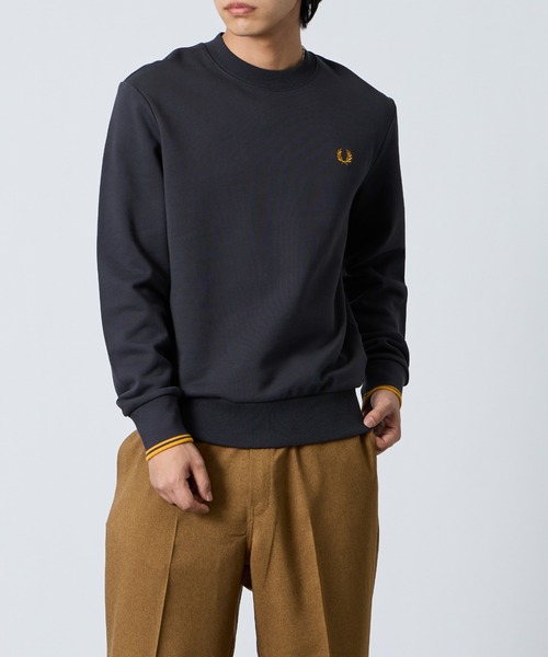 FRED PERRY（フレッドペリー）の「【WEB先行予約】[FRED PERRY/フレッドペリー] ワンポイントロゴ刺繍 クルーネックスウェット M7535（スウェット・レディース・ブラック系/ネイビー系/ライトグリーン/ブラック/ネイビー/ダークグリーン/キャメル/オレンジ/オフホワイト/バーガンディー/チャコール・S/M/L/XL）」の14枚目の写真