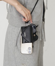 RAY CASSIN（レイカズン）の「メガネポーチ付きスマホショルダー（スマホグッズ）」