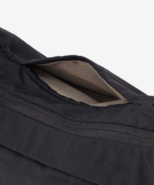 THE NORTH FACE（ザノースフェイス）の「THE NORTH FACE/ザ・ノース・フェイス ショルダーバック 4L FICUS MINISHOULDER NMW72651（ショルダーバッグ・レディース・ブラック・FREE）」の12枚目の写真