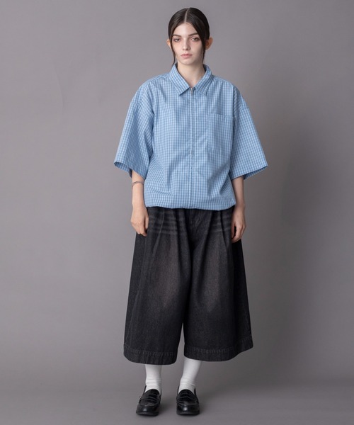 BROWNY(ブラウニー)の「BROWNY/【26年春夏新作】ミニオンブレZIPシャツ(シャツ/ブラウス・メンズ・ブルー系その他2/ブラック系その他2・LARGE/MEDIUM)」の3枚目の写真