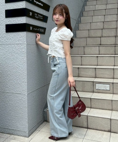continuer de NICE CLAUP(コンティニューデナイスクラップ)の「Wドロストくしゅくしゅブラウス(シャツ/ブラウス・レディース・オフホワイト/ベージュ/ブラック/ネイビー・FREE)」の9枚目の写真