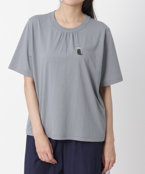 SUPER HAKKA(スーパーハッカ)の「SUPER HAKKA×波田佳子 「Myao」刺繍Tシャツ(Tシャツ/カットソー・レディース・その他12/グレー/ブラック・FREE)」の3枚目の写真