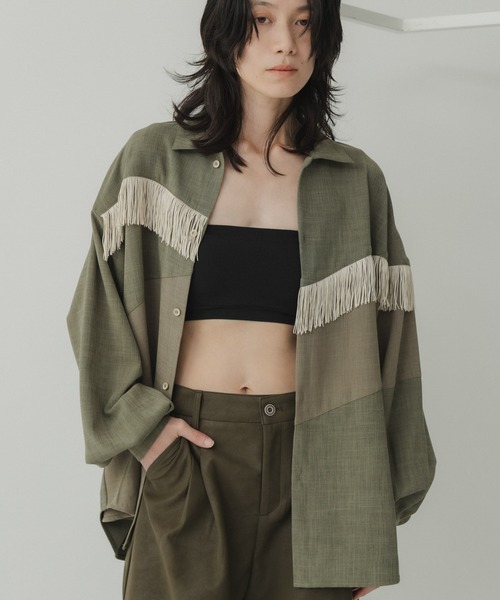 KBF(ケイビーエフ)の「Siltrata Fringe pattern shirts(シャツ/ブラウス・レディース・ブラウン系その他/グリーン系その他/ホワイト系その他・FREE)」の3枚目の写真