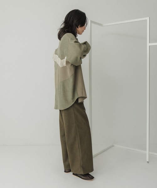 KBF(ケイビーエフ)の「Siltrata Fringe pattern shirts(シャツ/ブラウス・レディース・ブラウン系その他/グリーン系その他/ホワイト系その他・FREE)」の20枚目の写真