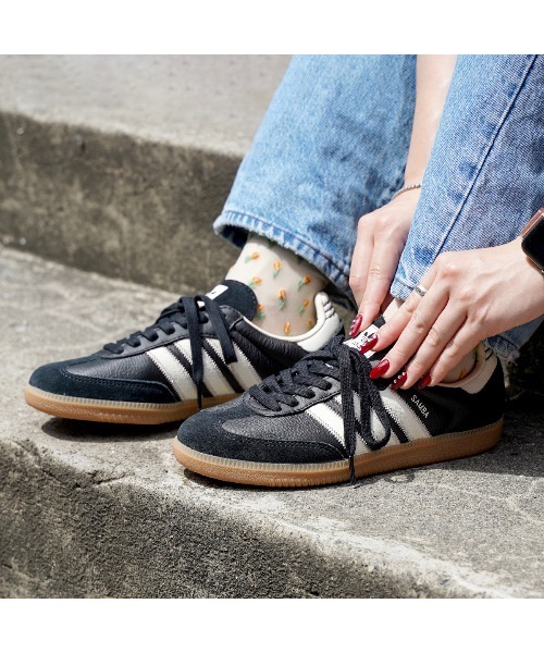 adidas Originals(アディダスオリジナルス)の「adidas SAMBA OG -KICKS LAB. EXCLUSIVE- / アディダス サンバ OG / KK2276(スニーカー・メンズ・ブラック・30cm/29.5cm/24cm/23.5cm/23cm/22.5cm/29cm/28.5cm/28cm/27.5cm/27cm/26.5cm/26cm/25.5cm/25cm/24.5cm/22cm)」の1枚目の写真