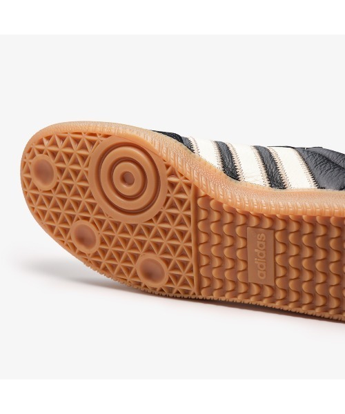 adidas Originals(アディダスオリジナルス)の「adidas SAMBA OG -KICKS LAB. EXCLUSIVE- / アディダス サンバ OG / KK2276(スニーカー・メンズ・ブラック・30cm/29.5cm/24cm/23.5cm/23cm/22.5cm/29cm/28.5cm/28cm/27.5cm/27cm/26.5cm/26cm/25.5cm/25cm/24.5cm/22cm)」の5枚目の写真