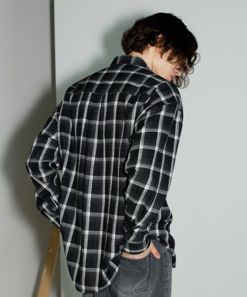 SIGNATURE（シグネチャ）の「ネイチャルグリッドチェックシャツ[ブラック]（シャツ/ブラウス・レディース・その他・LARGE/MEDIUM）」の5枚目の写真