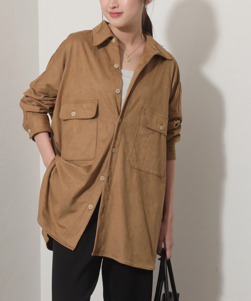 JOURNAL STANDARD relume(ジャーナルスタンダード レリューム)の「【LANCER/ランサー】フェイクスエードビッグシャツ(シャツ/ブラウス・レディース・ベージュ/ブラウン・MEDIUM)」の2枚目の写真