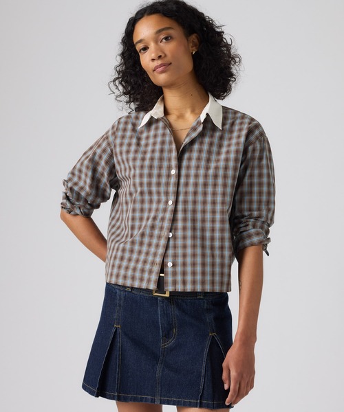 Levi's(リーバイス)の「Levi's/リーバイス ハーリー ロングスリーブ クロップド コントラストカラーシャツ(シャツ/ブラウス・レディース・ブラウン・XS/S/M)」の1枚目の写真