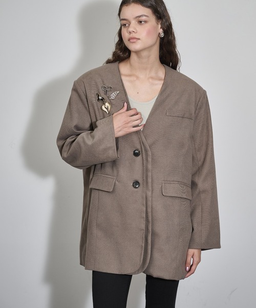 THE YOn(ザヨン)の「ノーカラービッグジャケット(ノーカラージャケット・レディース・レディッシュグレー/アッシュブラウン/セージグリーン・FREE)」の12枚目の写真