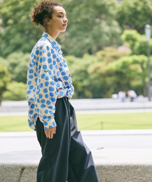 rehacer(レアセル)の「rehacer : Hand Paint Dot Dolman Shirt / ハンドペイント ドット ドルマンシャツ(シャツ/ブラウス・メンズ・ブラック/ブルー・LARGE/MEDIUM/SMALL)」の16枚目の写真