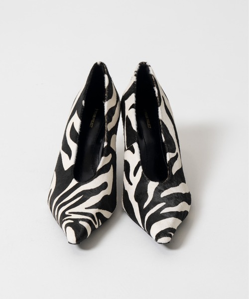 PRANK PROJECT（プランクプロジェクト）の「【2026Summer Pre-Order】ポニーヘアカーブウェッジパンプス / Pony Hair Curve Wedge Pumps（パンプス・レディース・ライトグリーン/マルチ・38/37/36）」の8枚目の写真