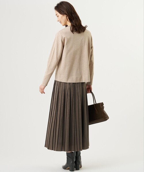 J.PRESS(ジェイプレス)の「【季節の変わり目に】Vis/Peスパーク ニット ブルゾン(ニット/セーター・レディース・ベージュ系/ダークブラウン系・T13/T15)」の5枚目の写真