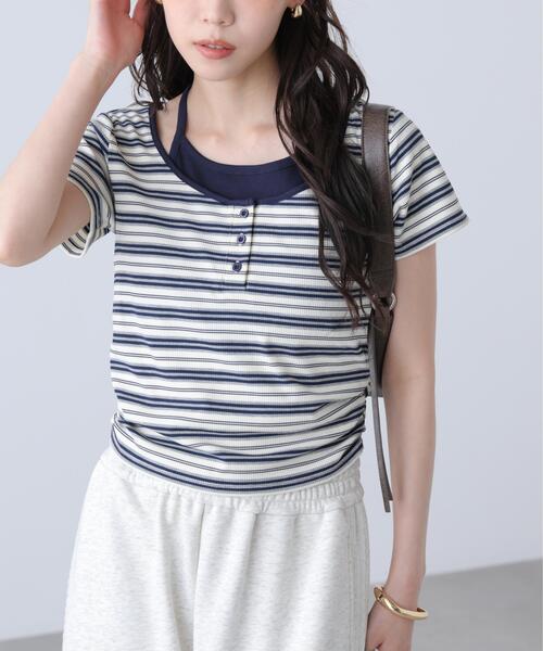 FREE'S MART(フリーズマート)の「◆インナーレイヤードボーダーヘンリーネックTシャツ(Tシャツ/カットソー・レディース・ブラック/ブラウン系その他2/ホワイト系その他2/グレー系その他・FREE)」の2枚目の写真