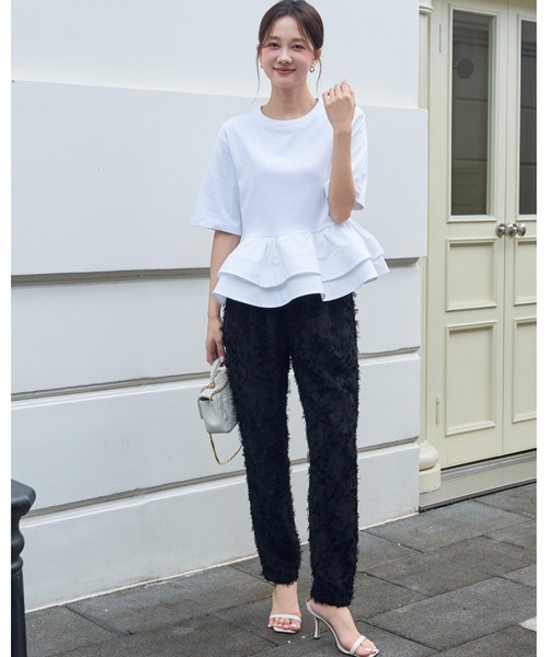BIRTHDAY BASH(バースデイバッシュ)の「JACQUARD TAPERED PANTS(ジャガードテーパードパンツ)(その他パンツ・レディース・ホワイト/ブラック・S/M)」の3枚目の写真
