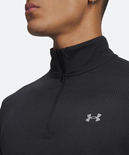 UNDER ARMOUR(アンダーアーマー)の「UAベロシティ 1/4ジップ トップス(ランニング/メンズ)(Tシャツ/カットソー・メンズ・ブラック・L/M/XL/2XL/S)」の3枚目の写真