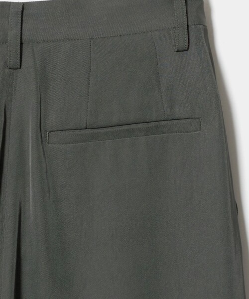 BEAUTY&YOUTH UNITED ARROWS(ビューティーアンドユースユナイテッドアローズ)の「アセテート 2タック ワイドストレートパンツ ウォッシャブル(その他パンツ・レディース・ブラック/ダークグレー・XS/M/S)」の14枚目の写真