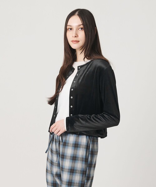 BEAUTY&YOUTH UNITED ARROWS(ビューティーアンドユースユナイテッドアローズ)の「ベロア コンパクト カーディガン ウォッシャブル(カーディガン/ボレロ・レディース・ダークブラウン/オフホワイト/ブラック・FREE)」の12枚目の写真