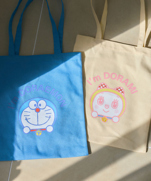 cross marche(クロスマルシェ)の「【Im Doraemon/アイム ドラえもん】フェイスプリントトートバッグ/エコバッグ《ドラえもん/ドラミちゃん》(トートバッグ・レディース・イエロー/ブルー・FREE)」の5枚目の写真
