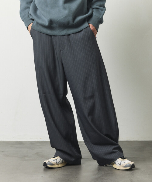 FREAK'S STORE(フリークスストア)の「バレルレッグ ワイドスラックス(スラックス・メンズ・ブラウン/その他13/ブラック/グレー・MEDIUM/LARGE)」の16枚目の写真