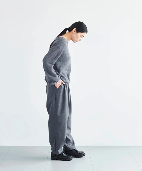 HAU(ハウ)の「パンツ "oval" wool serge(その他パンツ・レディース・グレー/ブラック・FREE)」の11枚目の写真