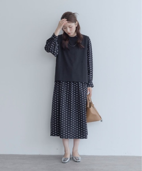 maviru（マヴィル）の「ロング丈 ドット ギャザーワンピース（ワンピース・レディース・ブラック・M/L）」の9枚目の写真