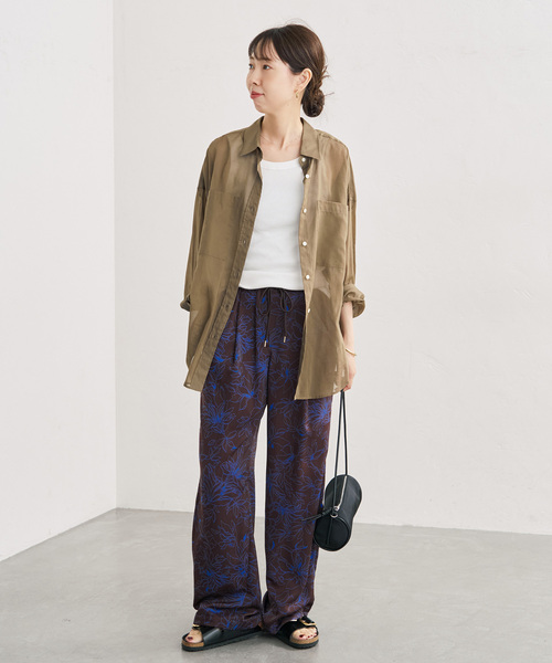 Spick & Span(スピックアンドスパン)の「ラインフラワーイージーパンツ(スラックス・レディース・ブラウン系その他/ブラウン・38/36)」の4枚目の写真