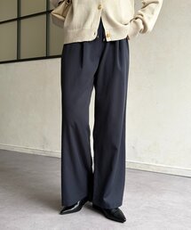イージータックパンツ