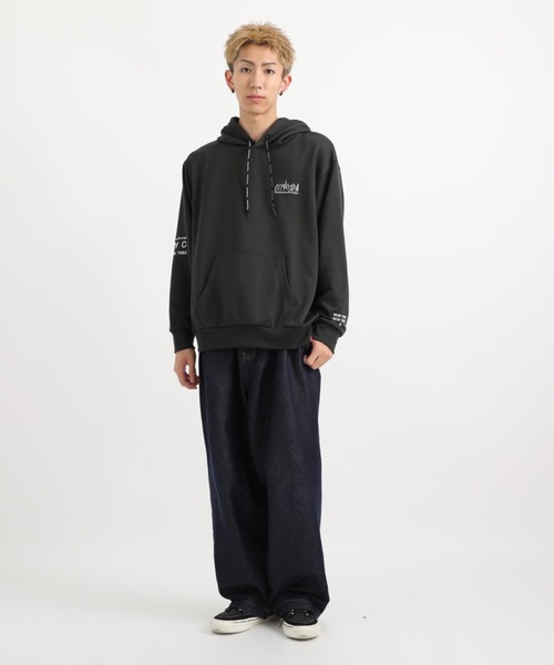 Manhattan Portage(マンハッタンポーテージ)の「SWEAT PARKA(パーカー・メンズ・ブラウン/ブラック/チャコール/アイボリー・LARGE/X-LARGE/MEDIUM/SMALL)」の7枚目の写真
