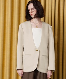 【2026AW】【M~Lサイズ展開】ディープUネックゴールドボタンノーカラージャケット 洗える