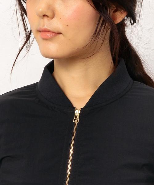 green label relaxing(グリーンレーベルリラクシング)の「CB N Onibegie MA-1 ① ブルゾン◆(MA-1・レディース・オフホワイト/オリーブ/ネイビー・40/38)」の16枚目の写真