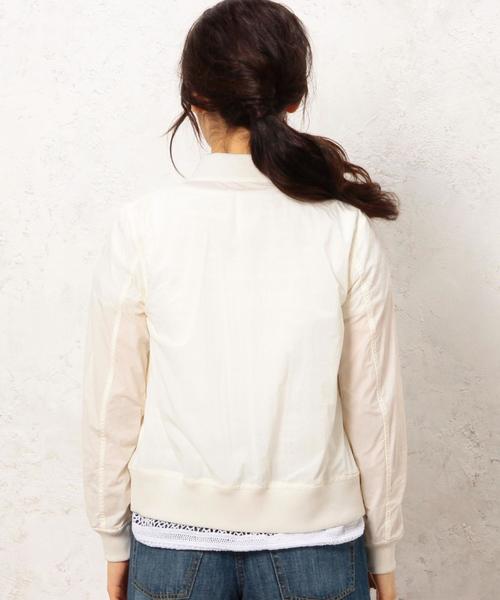 green label relaxing(グリーンレーベルリラクシング)の「CB N Onibegie MA-1 ① ブルゾン◆(MA-1・レディース・オフホワイト/オリーブ/ネイビー・40/38)」の8枚目の写真